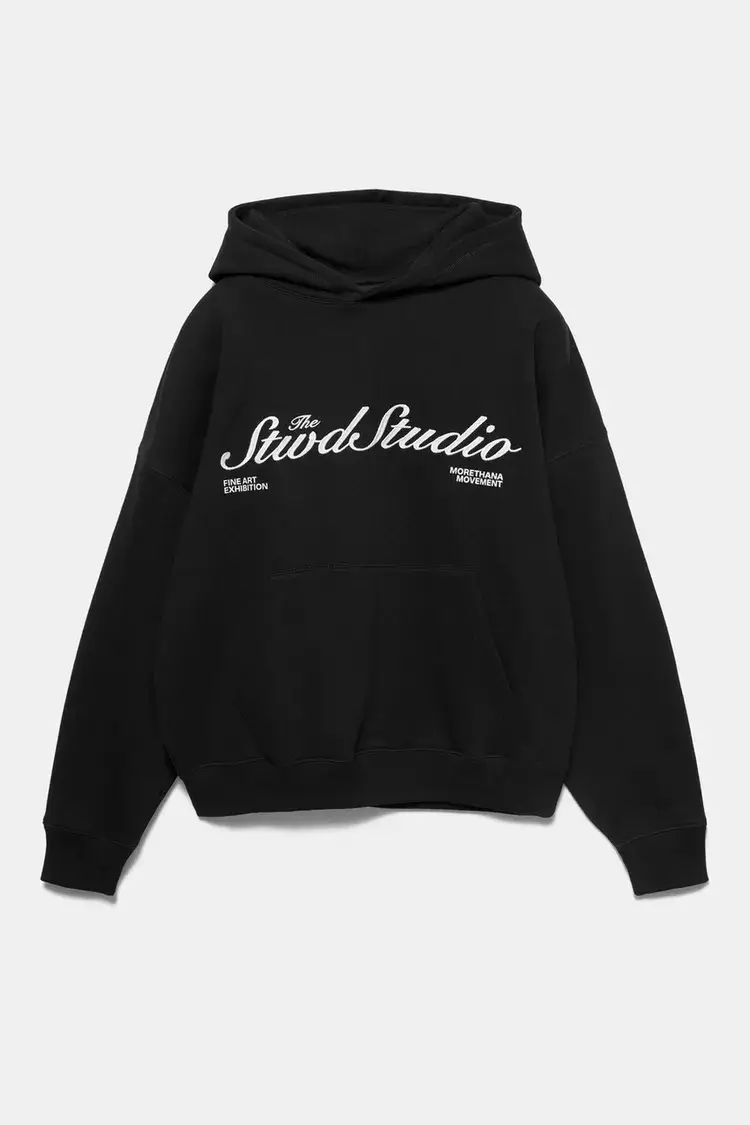 Sudadera-capucha-STWD-Studio-26.webp