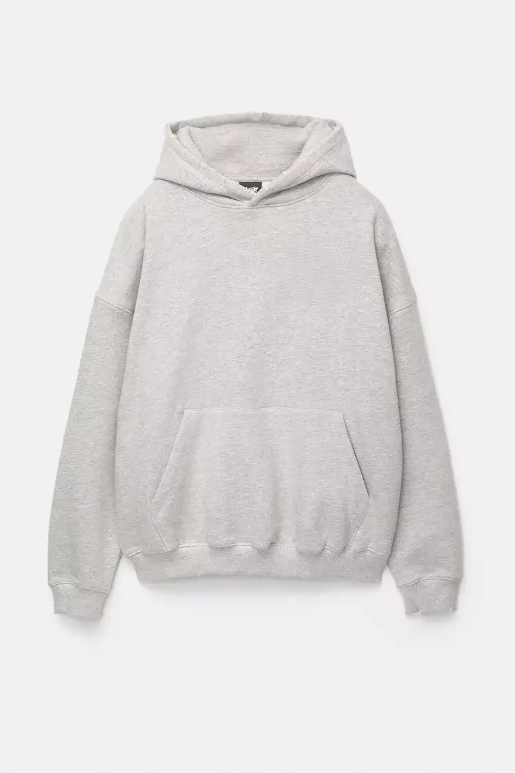 Sudadera-capucha-bordado-STWD-29.webp