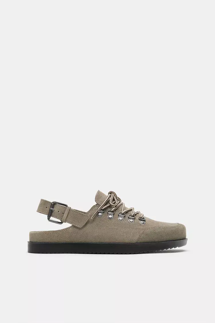 Zuecos-de-cuero-con-cordones-STWD.webp